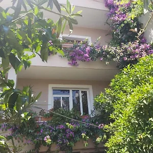  Apartament Flowers Albania